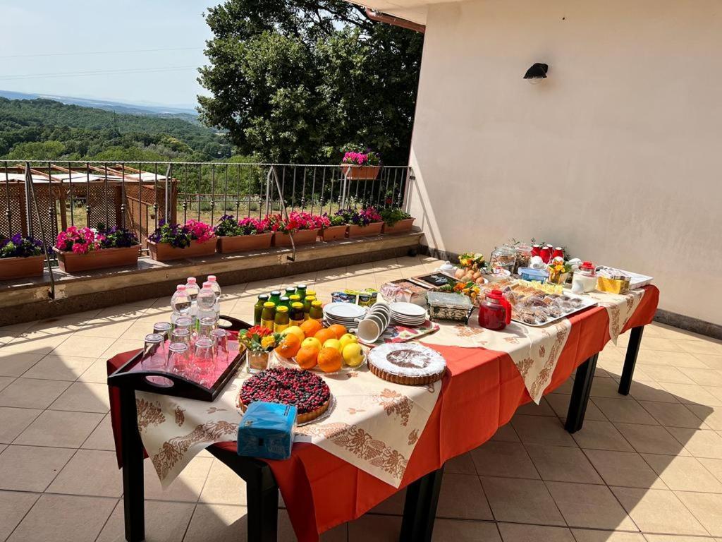 B&B Il Tramonto Barbarano Romano Exterior photo