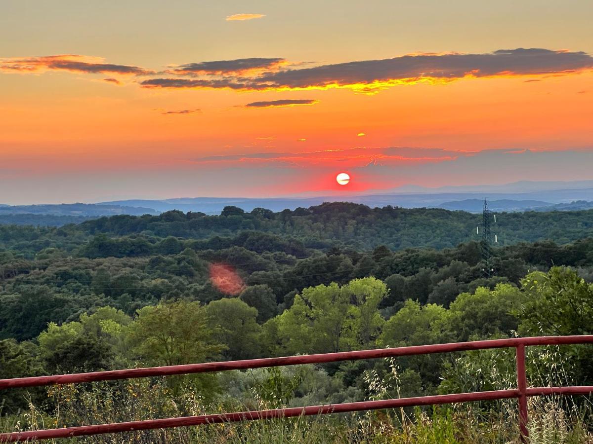 B&B Il Tramonto Barbarano Romano Exterior photo